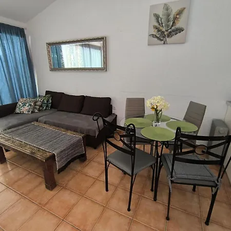 Americas Paradero Garden & Swimming Pool *