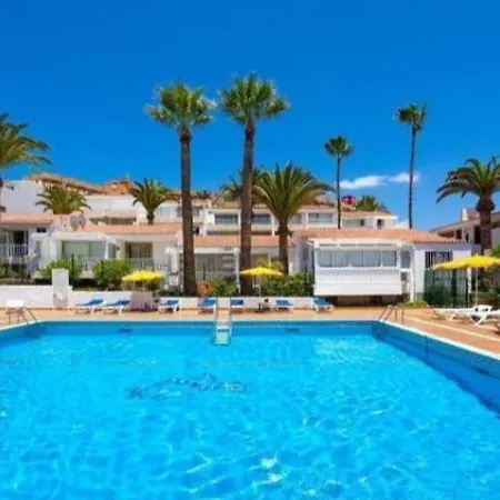 Americas Paradero Garden & Swimming Pool